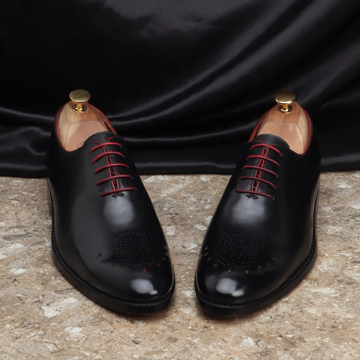 Black Panther Punching Toe Oxford leather Shoes