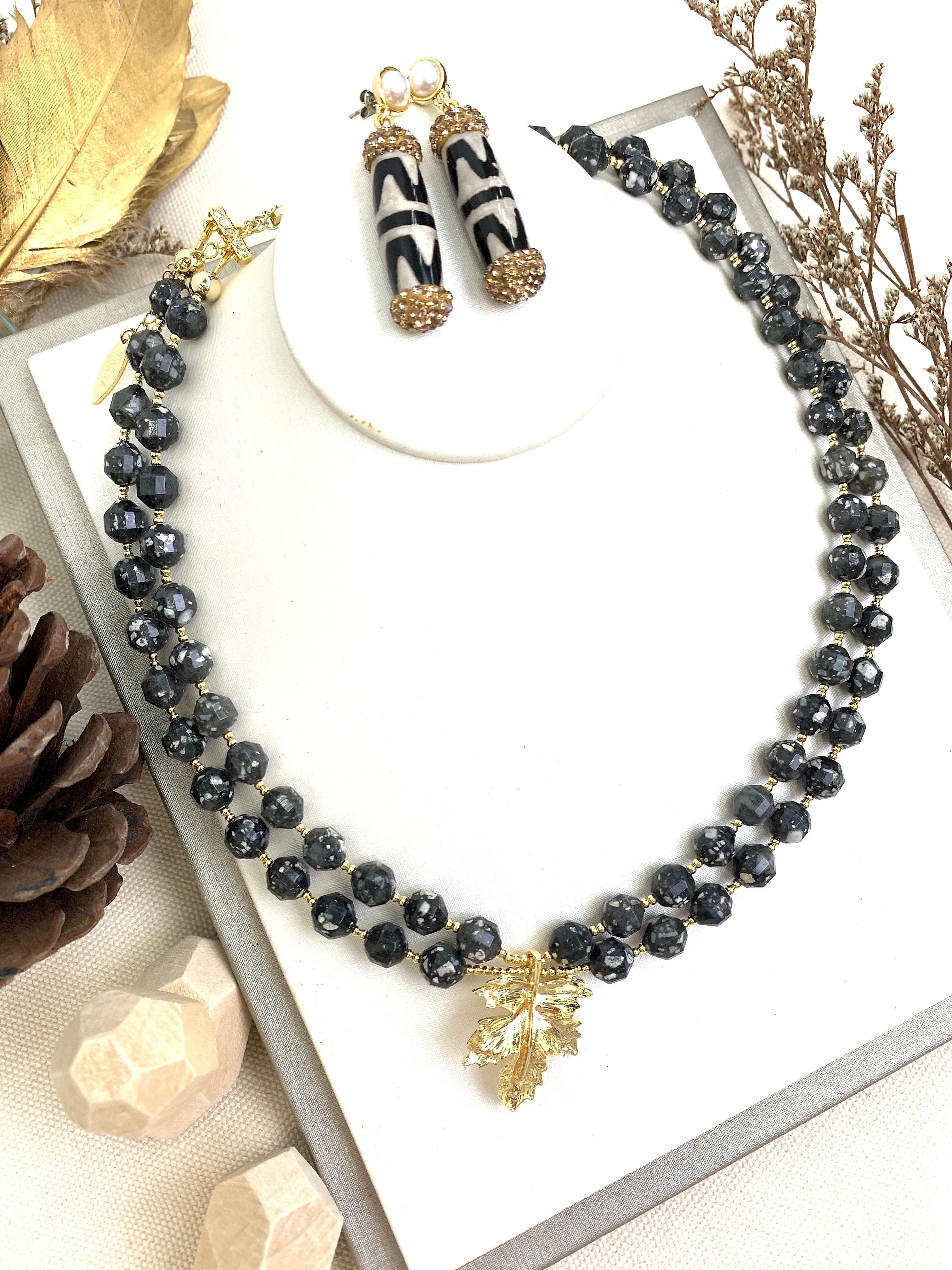 Black Snowflake Obsidian With Maple Leaf Double Layers Necklace HN037