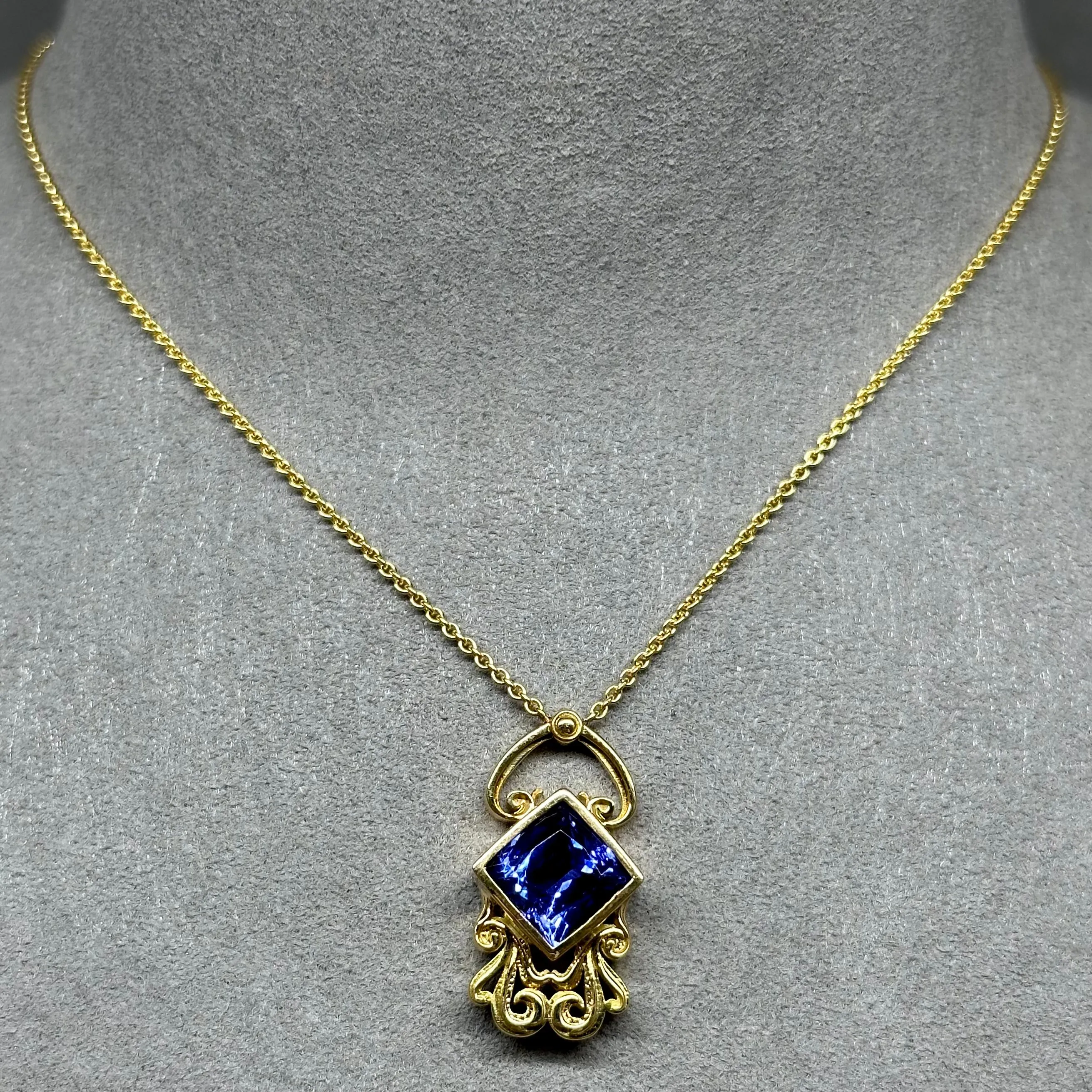 Lily - Tanzanite Necklace/ AAA Tanzanite