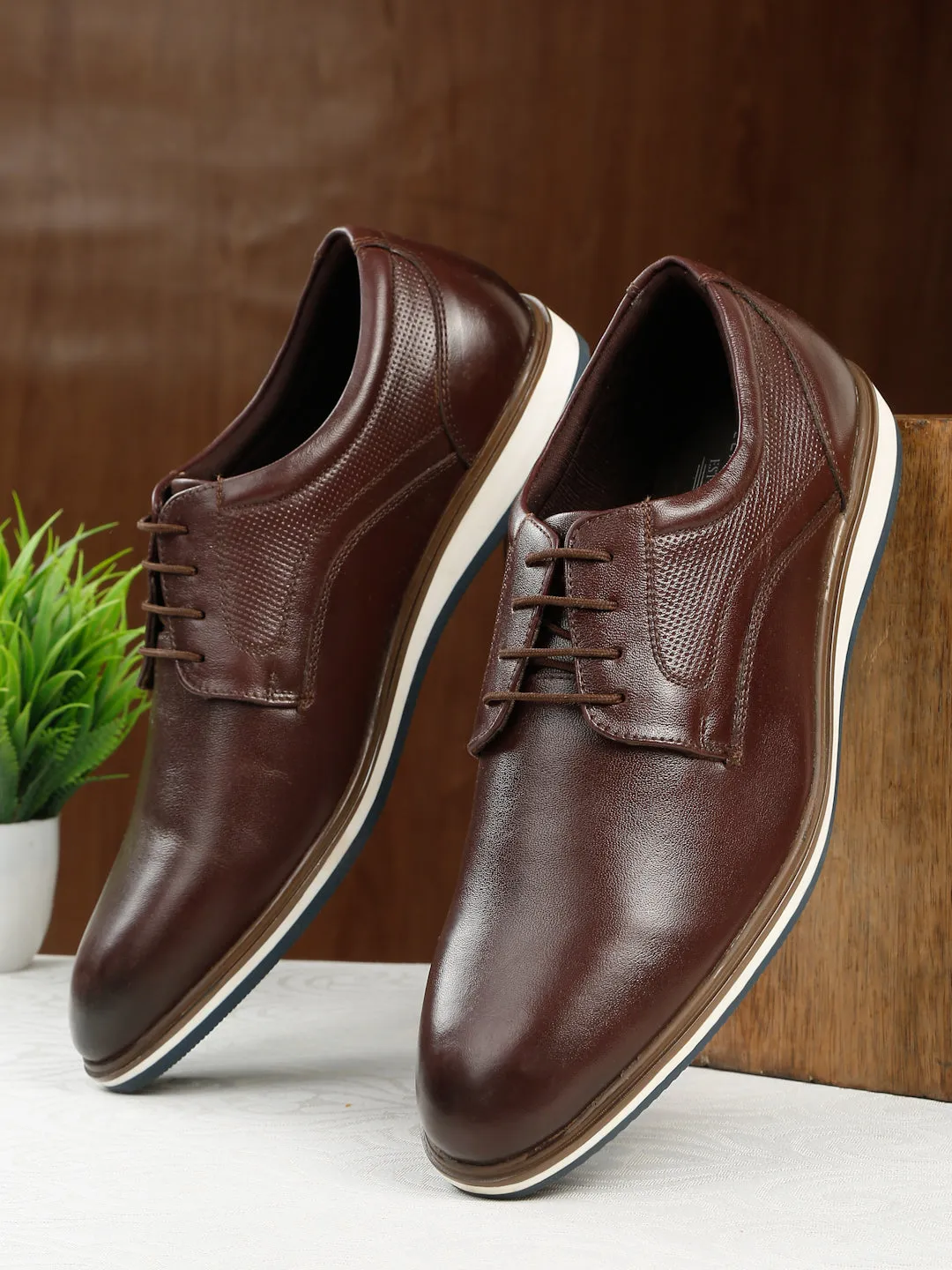 Men's Brown Semi-Formal Lace-Up Leather Shoes