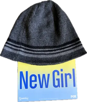 NEW GIRL: Schmidt’s Winter Hat