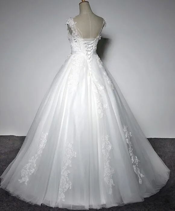 Simple Wedding Gowns, Tulle Round Neckline Lace Detail Party Dress, White Formal Gowns