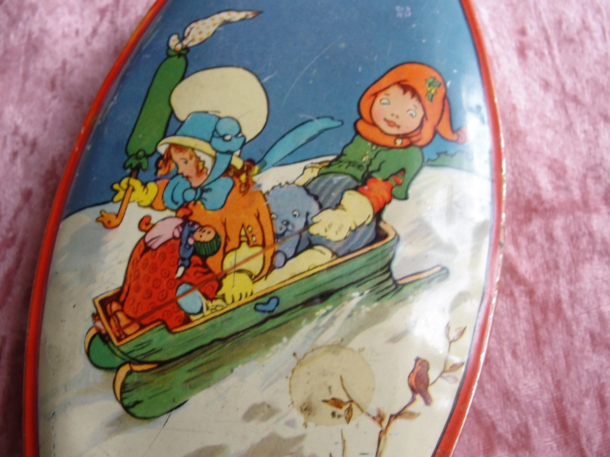 Vintage 1930s RILEYs Tin Box,Kate Greenaway Style,Toffee Tin,British Candy,English Tin Box,Cute Children,Winter Sled Tin,Collect