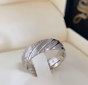 Wedding band WB103